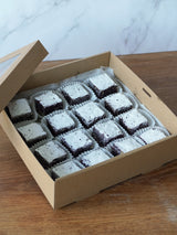 Mini Brownies Party Platter (16 pieces)