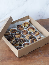 Mini Muffins Party Platter (16 pieces)