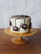 White Chocolate Cassis Cobweb Cake