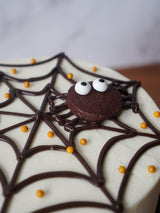 White Chocolate Cassis Cobweb Cake