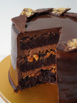 Praline Fudge Cake