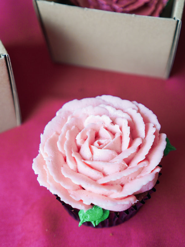 Box of 1 Valentine's Rose Cupcake (Bundle of 6)