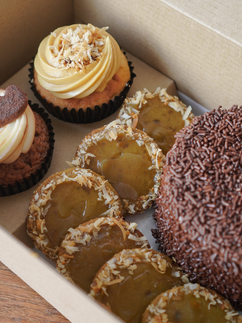 August Mixed Bakes Box