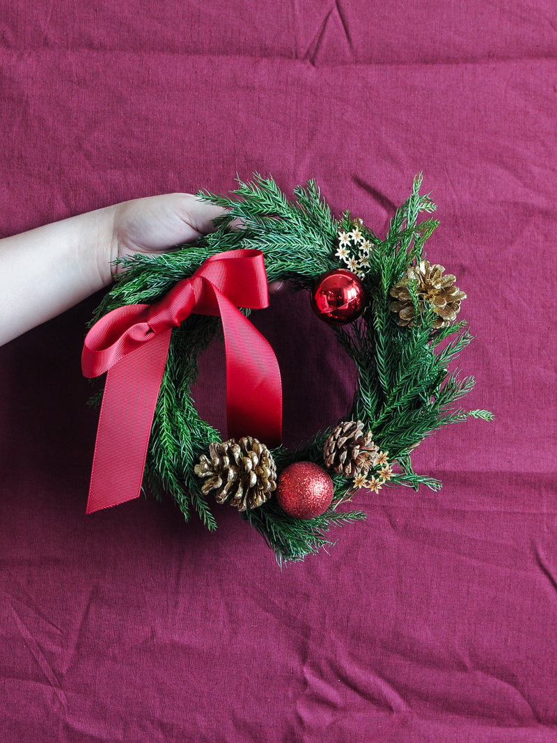 Mini Festive Wonderland Wreath