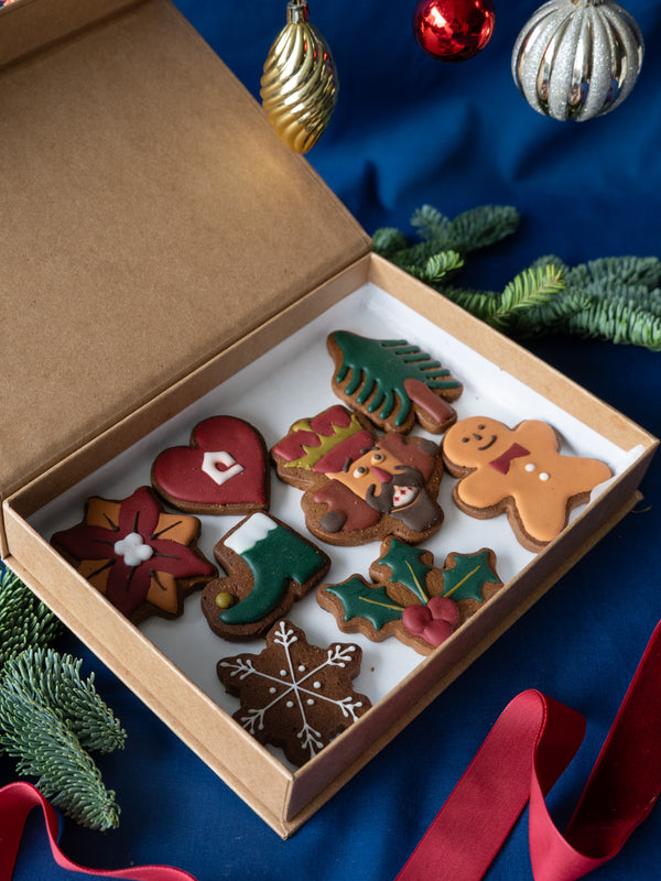 Christmas Iced Gingerbread Cookie Box